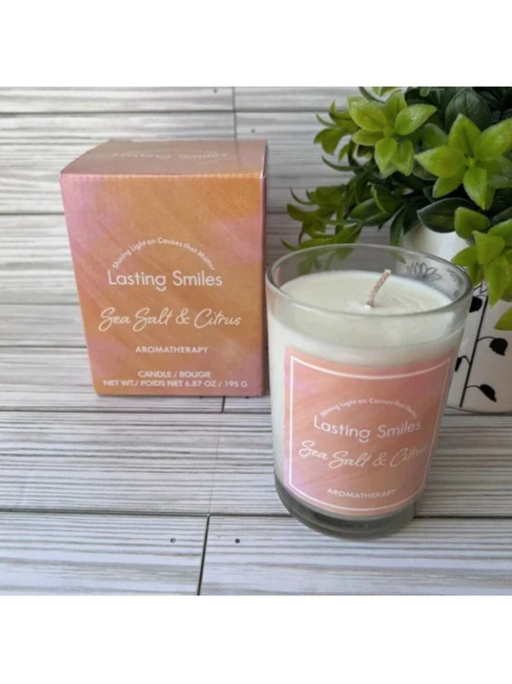 NEW Lasting Smiles Sea Salt & Citrus Aromatherapy Soy-Blend Candle 6.87 oz